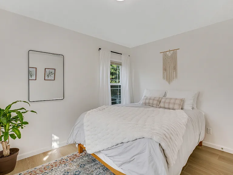 533 N Cerritos Ave — Photo 39