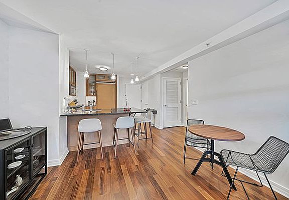 4th image of 200 W End Ave APT 17B