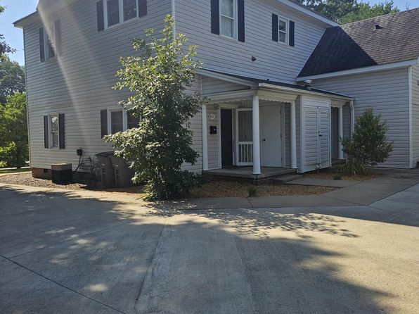2 S Peachtree St #401