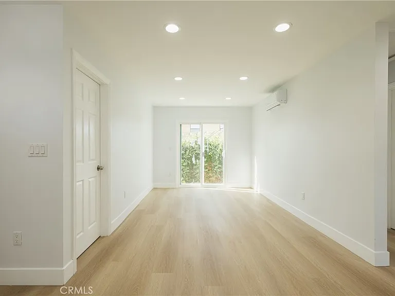 4937 Taft St #ADU — Photo 6