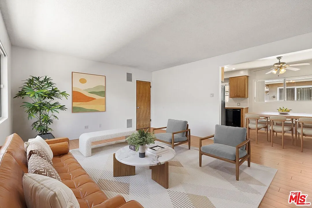 2 bed, 1.0 bath, 1000 sqft, $2,750 — Photo 1