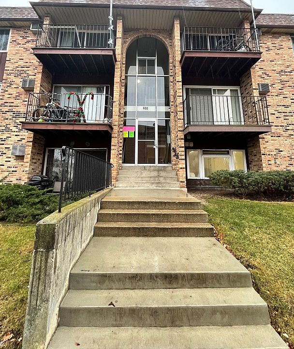 1st image of 650 Hill Dr #5-202