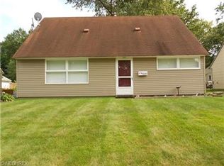 1100 Cooper Dr, Cuyahoga Falls, OH 44221