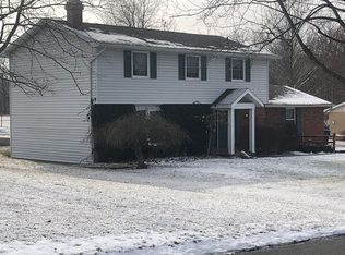 1318 Sunset Dr, Winona Lake, IN