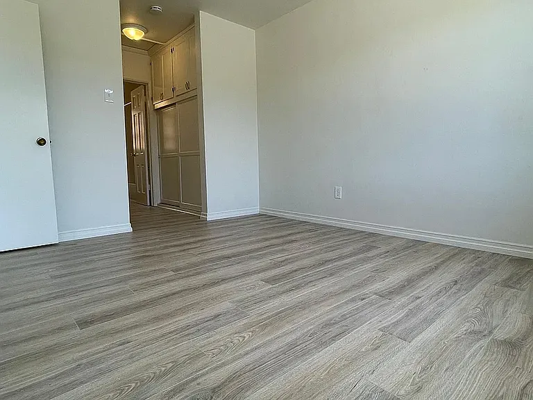 3028 Poe St — Photo 13