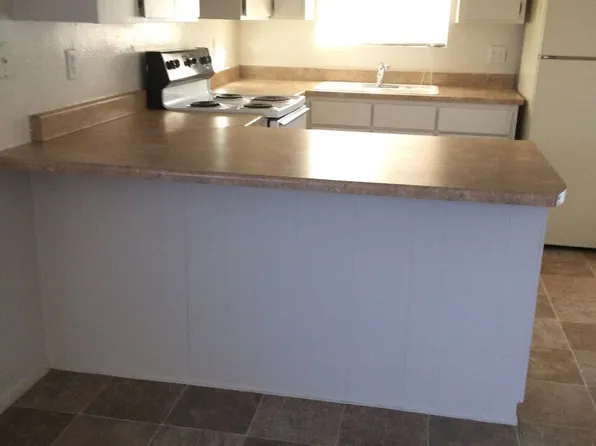 Updated 2 Bedroom Apartment in the NE Heights, 1004 Chelwood Park Blvd NE #1004, Albuquerque, NM 87112