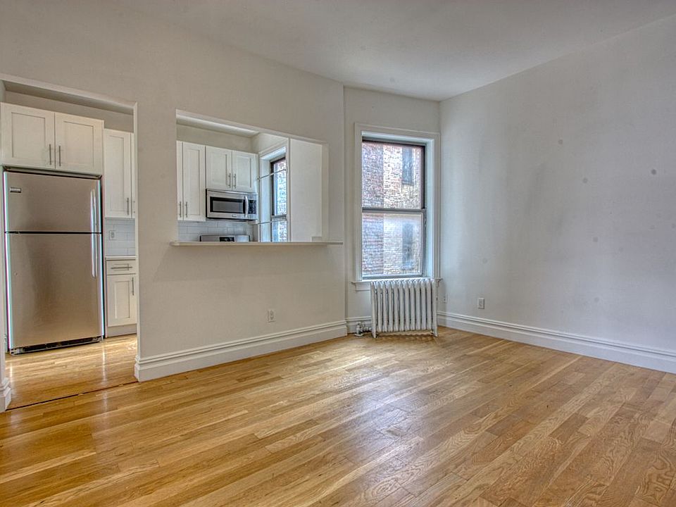 1st image of 146 Fenimore St APT B1