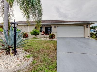 329 Club Manor Dr, Sun City Center, FL, 33573