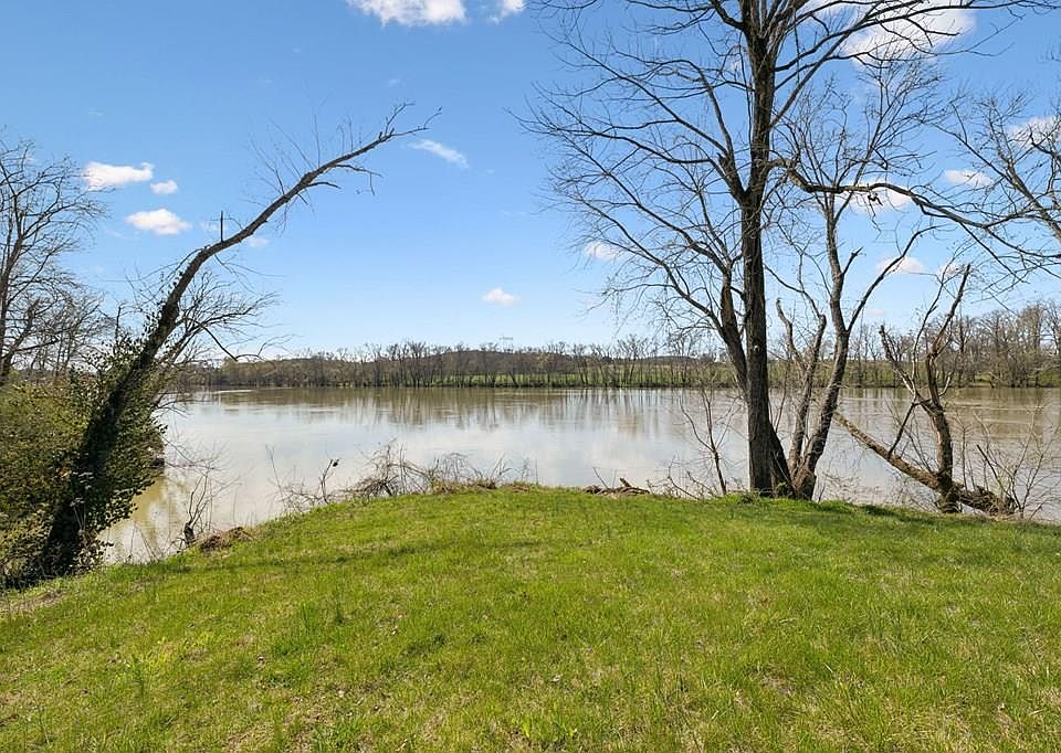 1st image of 20 Bledsoe Borough Ln