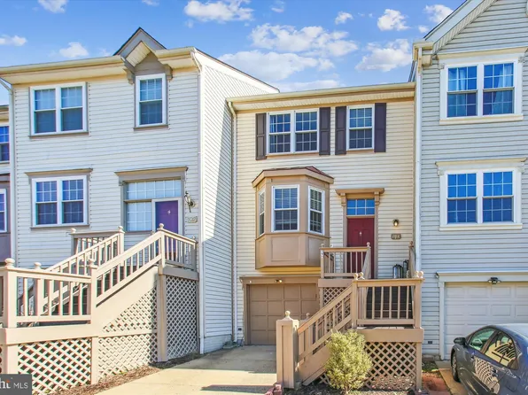 104 Oliver Ct, Purcellville, VA 20132