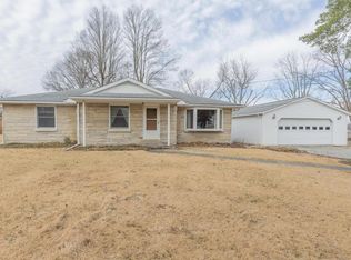 12612 Darmstadt Rd, Evansville, IN 47725