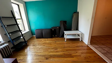 Rented by HOLTON REAL ESTATE INC.