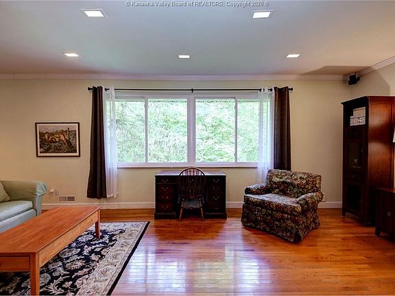 4th image of 1535 Dogwood Rd