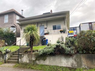 166 16th Ave #A, Seattle, WA 98122