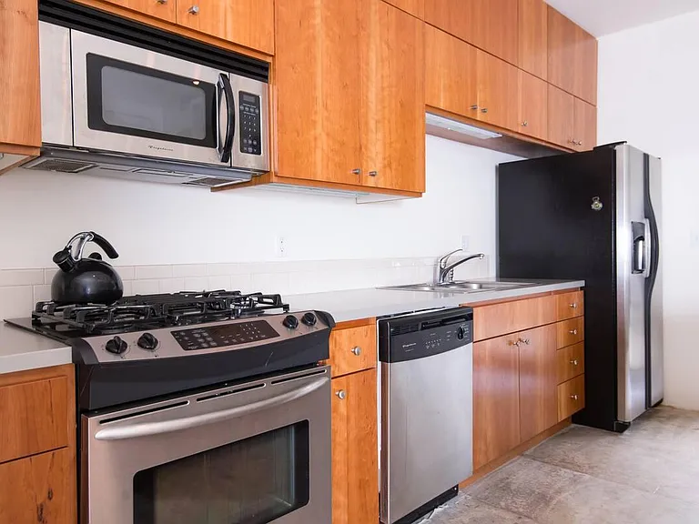 5216 N Williams Ave — Photo 15