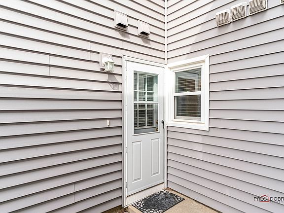 2nd image of 34307 N Birch Ln