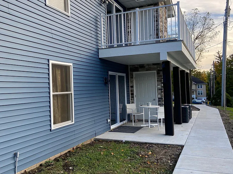 606 Monroe St #1 — Photo 18