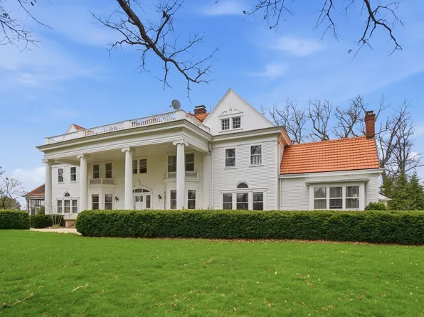 407 N Dayton Lakeview Rd, New Carlisle, OH 45344