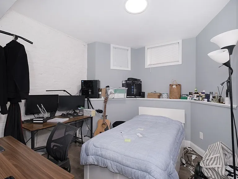 4 Wigglesworth St #B — Photo 5