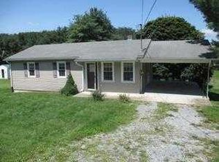 506 Parsonage Ave, Rural Retreat, VA 24368