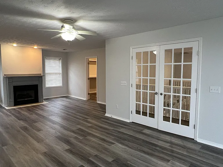 2149 S Cedar Hill Ave — Photo 14