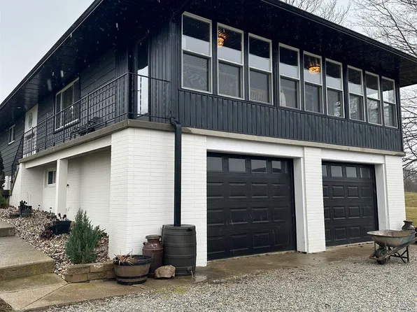 3217 E Mitchell Rd, Liberty, IN 47353