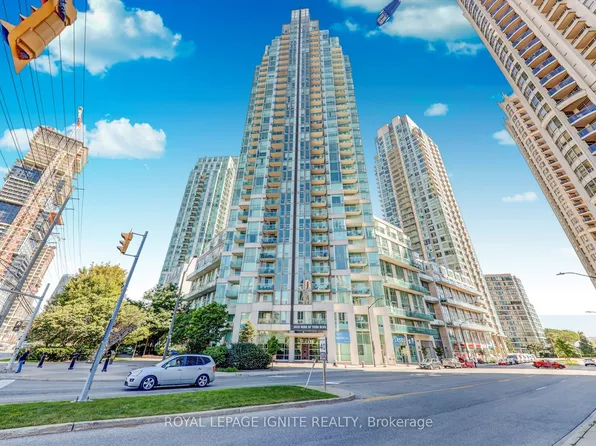 3939 Duke Of York Blvd Unit 402, Mississauga, ON L5B 4N2