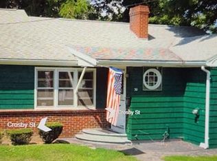 30 Crosby St, Webster, MA 01570