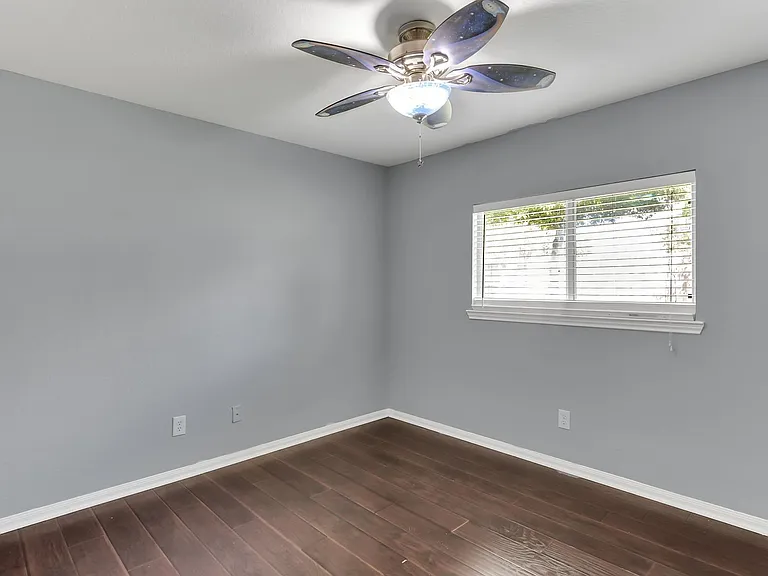 223 Fantasy Ln — Photo 21