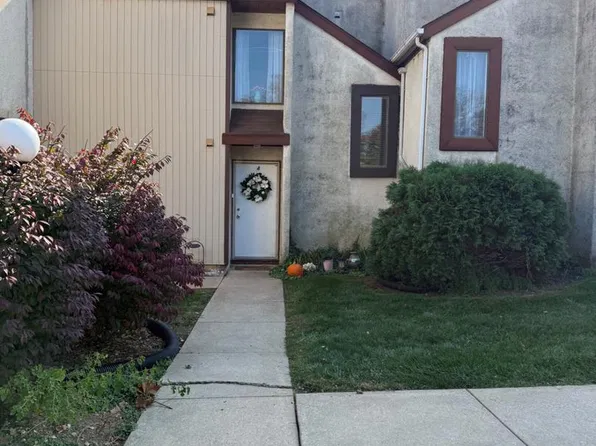 4 Ramsgate Ct #4, York, PA 17404