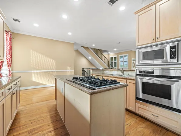 2604 Chenevert St, Houston, TX 77004