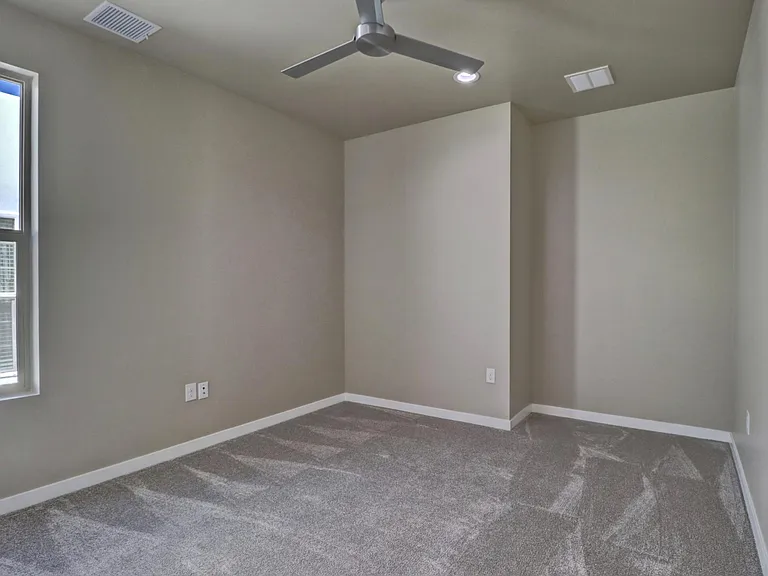 4607 Melrose Rd — Photo 11