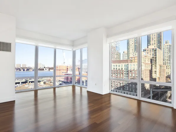 10 West End Avenue image 1 of 8