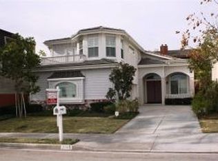 2045 Freeman Ave, Signal Hill, CA 90755