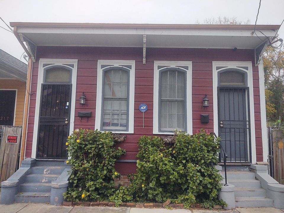 1st image of 1221 N Roman St