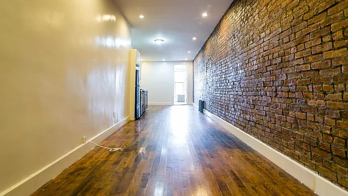Rented by Nooklyn NYC LLC | media 2