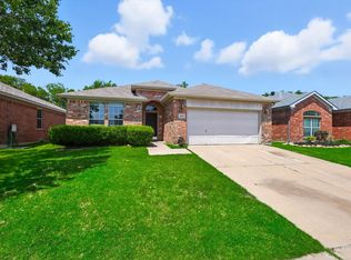 13521 Ponderosa Ranch Rd, Fort Worth, TX 76115