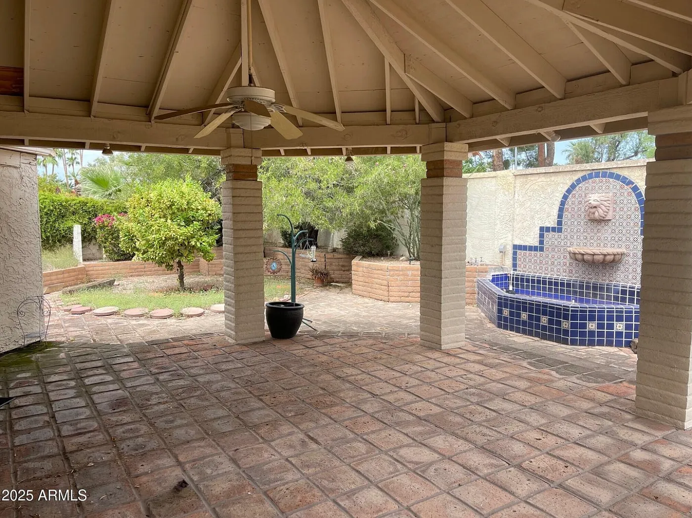 2 bed, 1986 sqft, $3,195 — Photo 2