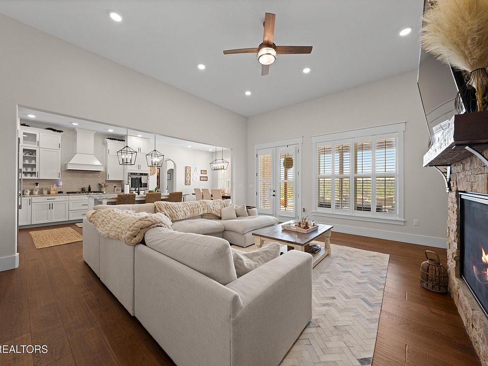 16th image of this home