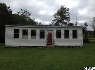 3002 Berry Ridge Rd, East Waterford, PA 17021