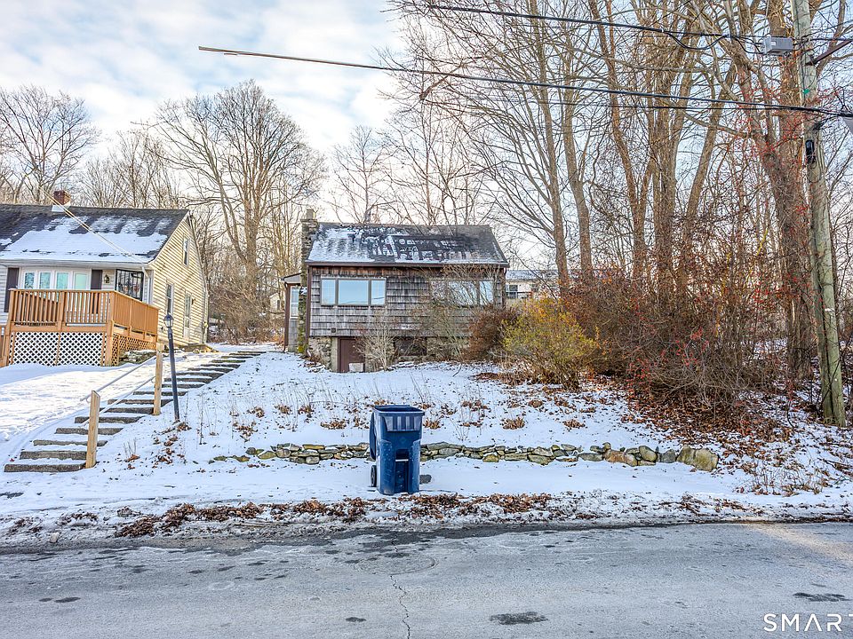 1st image of 349 Lake Plymouth Boulevard
