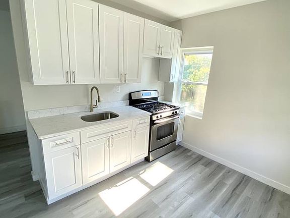 4th image of 1373 Dickens St APT 2