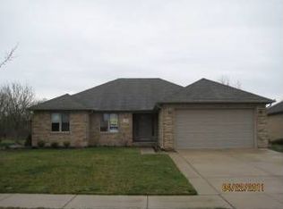 26837 Hawthorne Blvd, Flat Rock, MI 48134