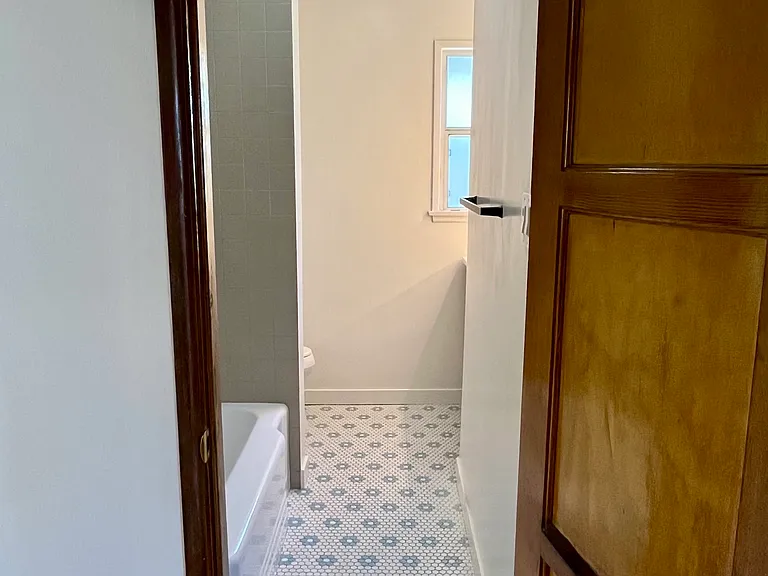 11552 Braddock Dr — Photo 15