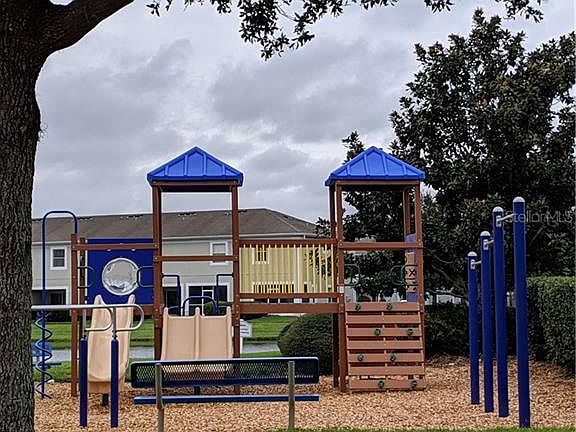 5th image of 10778 Savannah Wood Dr #10778