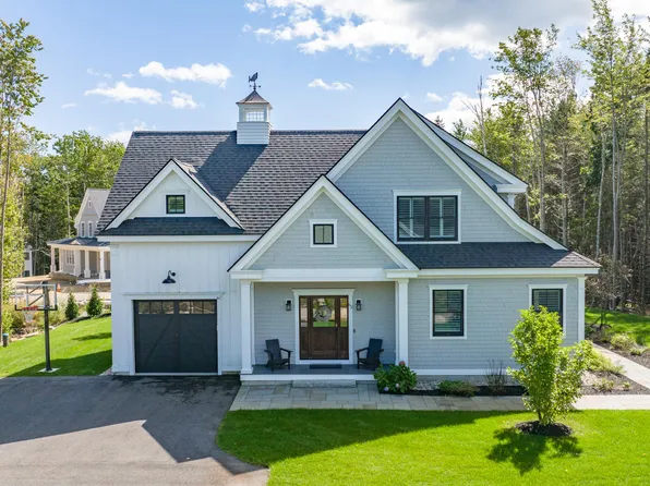 63 Oakwood Drive, Kennebunkport, ME 04046