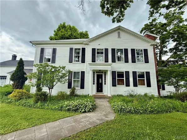 3857 East Rd, Cazenovia, NY 13035