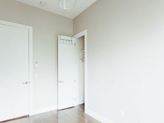 5th image of 1491 Gates Ave #3D