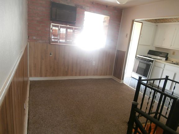 4th image of 255 Birch Ave