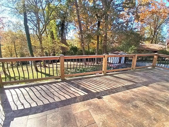 2nd image of 5248 Pocahontas Dr